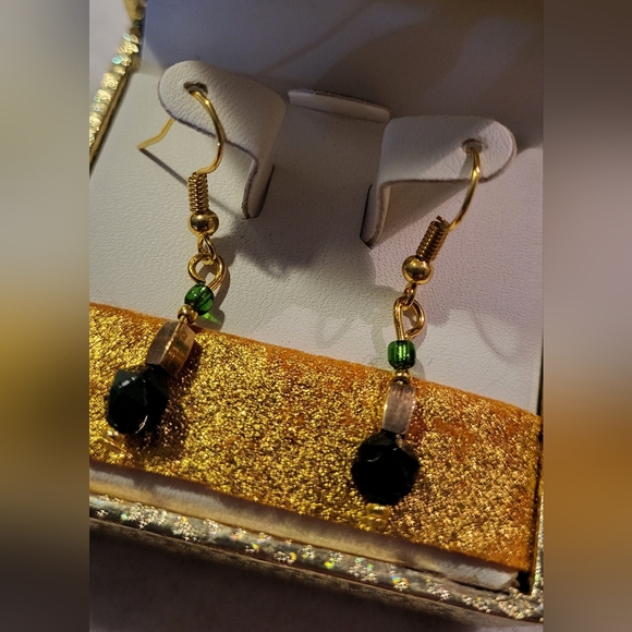 Beaded Earrings - Picture 3 of 3